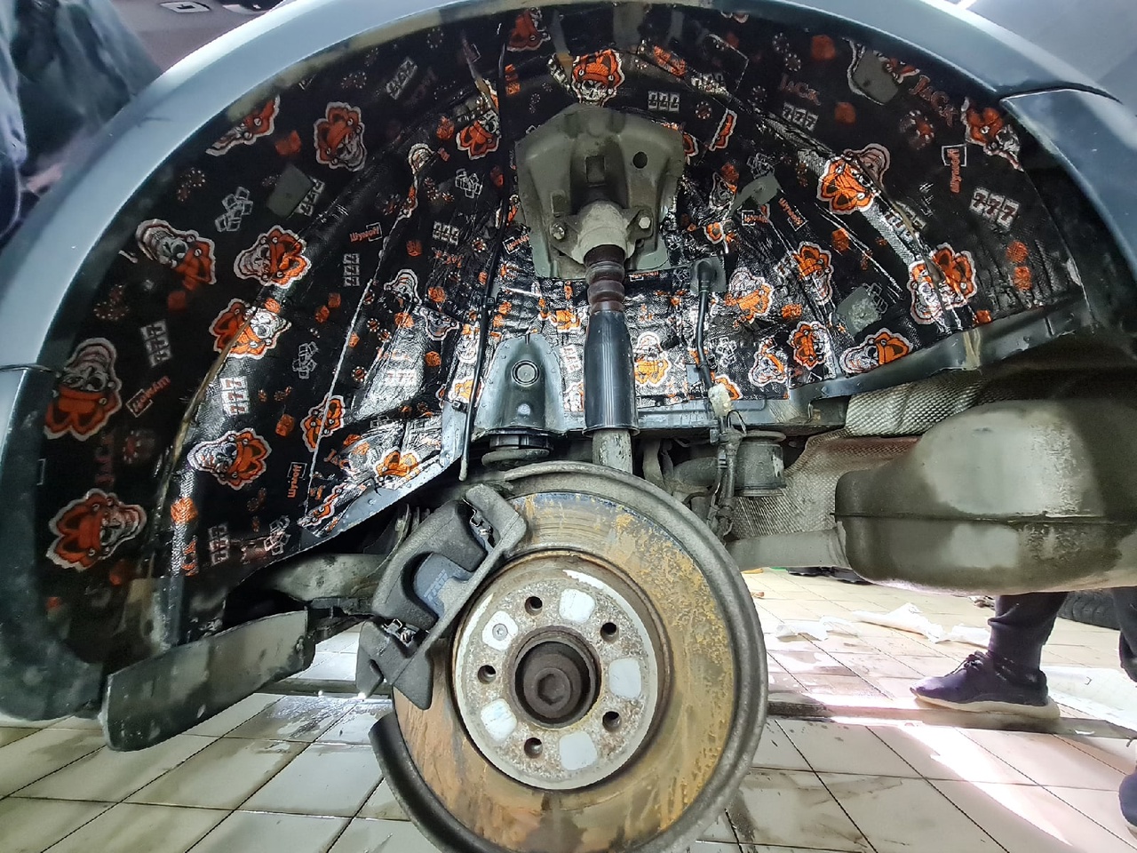 Арки 1 слой Шумоизоляция Audi A4 Allroad